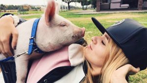 Kika Silva recordó a su fallecida cerdita Roxy con una tierna fotografía