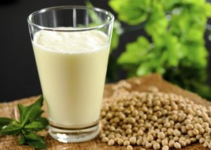 7 poderosas razones para sustituir la leche de vaca por leche vegetal