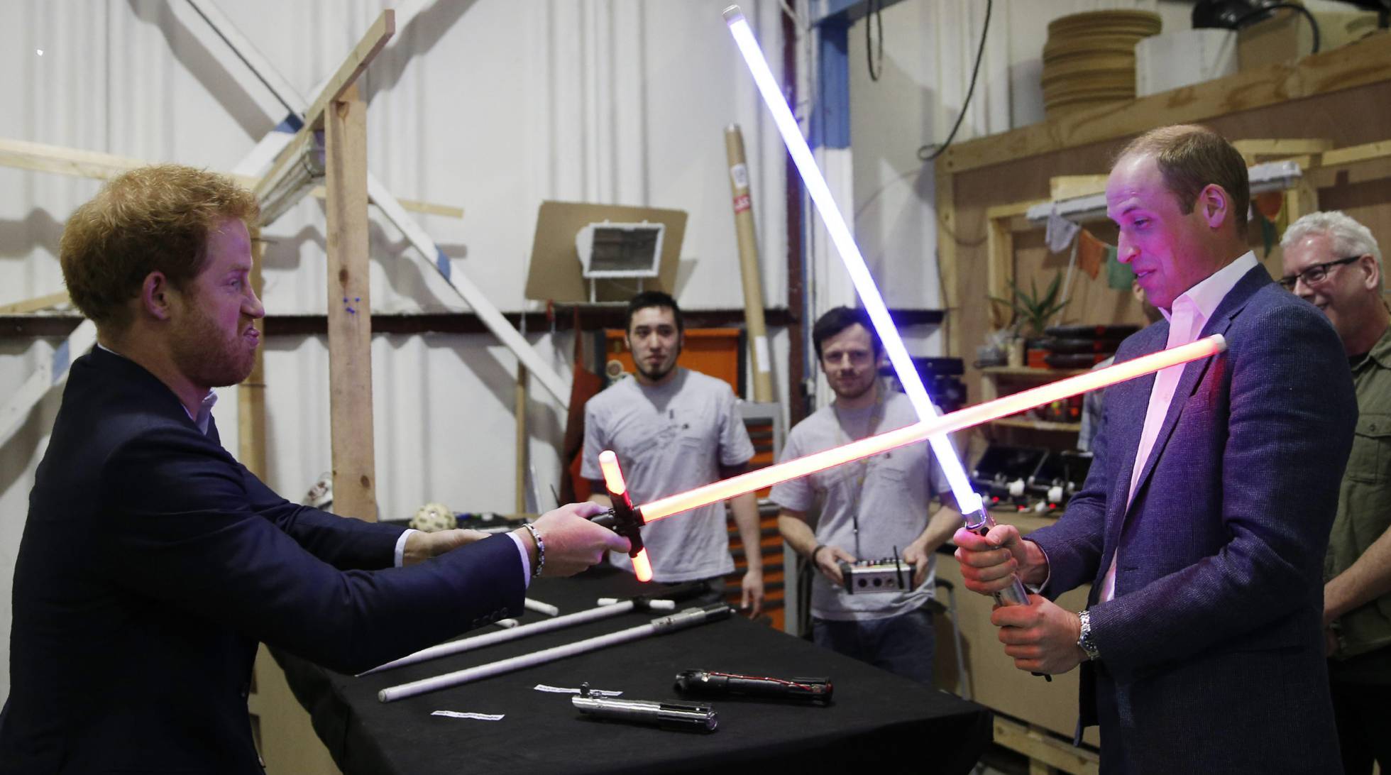 Príncipes William y Harry participarán en “Star wars: Los últimos jedi"