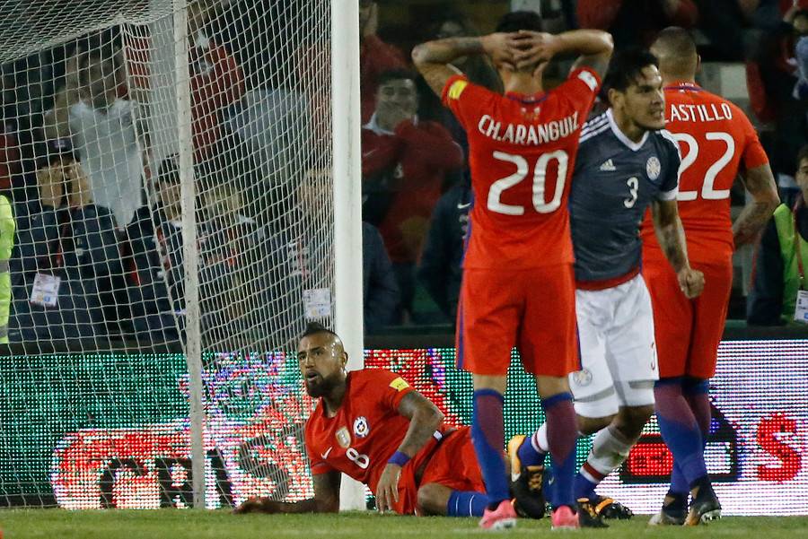 Así reaccionó Twitter frente al desastroso partido de Chile versus Paraguay