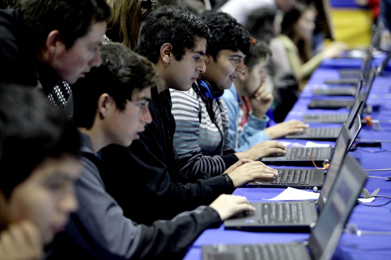 OCDE: Universidades públicas en Chile son más caras que las privadas