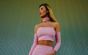 ¡Estupenda! Yuli Cagna encantó a sus seguidores con sus looks dieciocheros