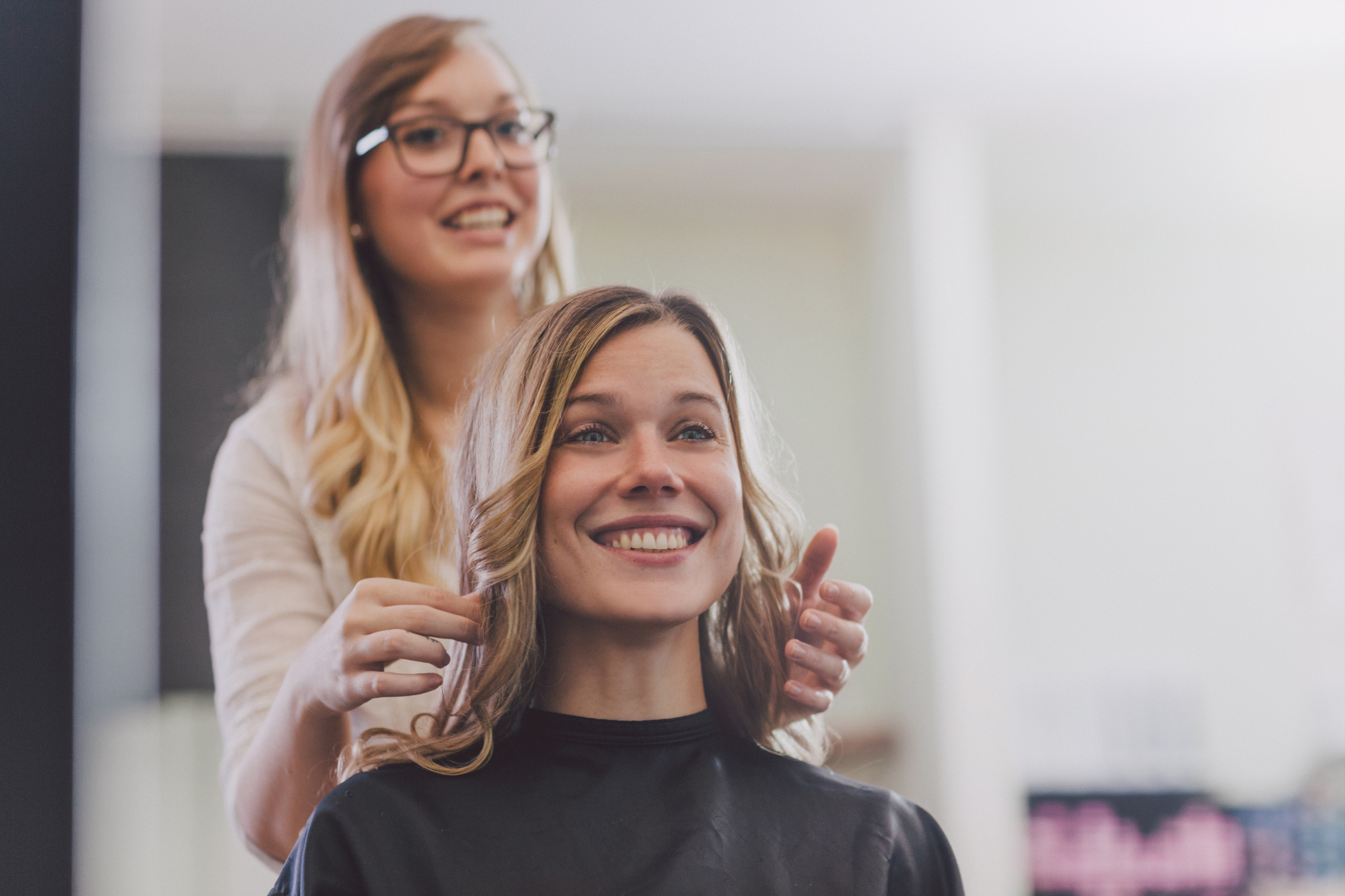 Estos tipos de cortes de pelo adelgazarán tu cara