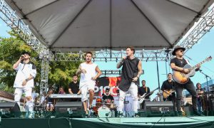 Piso 21 estrena nueva versión de "Besándote", ¡y está imperdible!