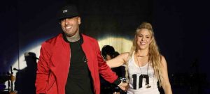 ¡Coordinación perfecta! Shakira y Nicky Jam sorprendieron bailando juntos