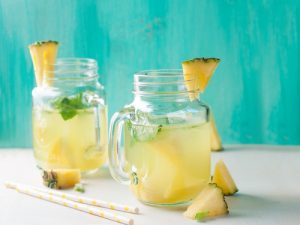 Descubre los beneficios de tomar agua de piña en ayuna