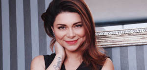 ¡Regia! Antonella Ríos se lució con foto en bikini