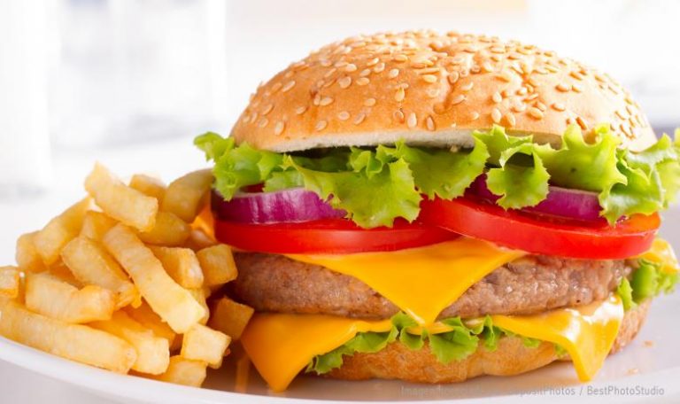 Conoce las restricciones que tendrá la Tarjeta Junaeb desde el 2018