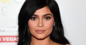 ¡Kylie Jenner ya es mamá de una niña!
