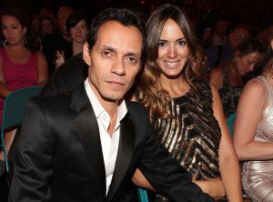 Marc Anthony llevó a su nueva novia de cita al concierto de Jennifer López