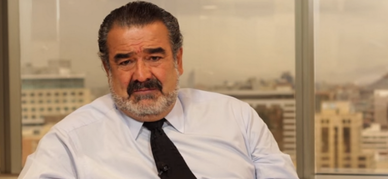 Adrónico Luksic se tomó las piscolas prometidas