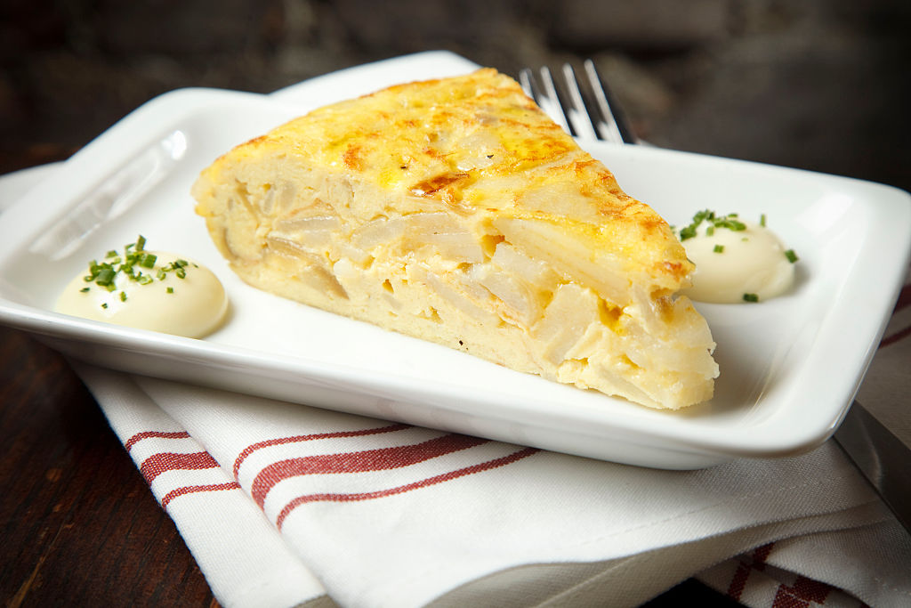 ¡Aprende a preparar una rica tortilla de papas!
