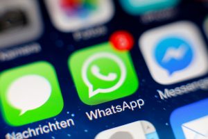 ¡Cada vez más vigilados! WhatsApp activa una función que permite localizarnos en tiempo real