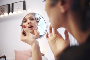 Tips y tendencias de maquillaje de fiesta para el 2017