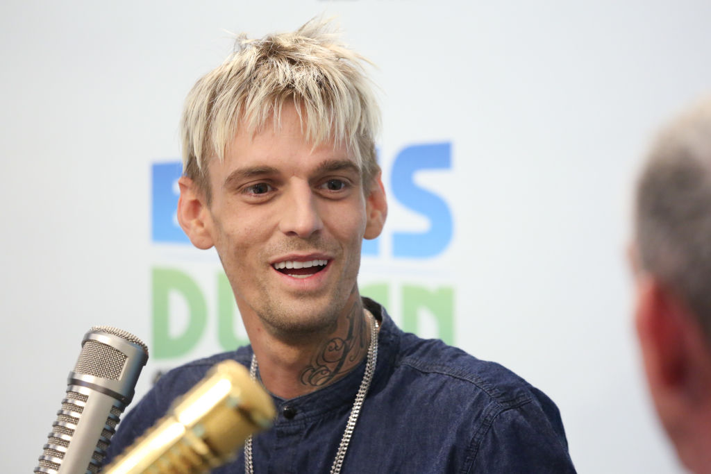 Aaron Carter luce irreconocible luego de rehabilitarse por adicción a las drogas