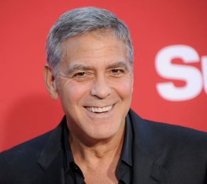 George Clooney habló de su nueva vida con mellizos y de la temática racista de su próxima película