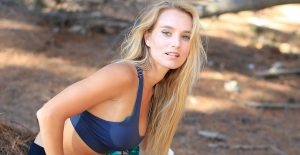 Kika Silva impacta con radical y colorido nuevo look