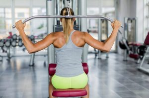 ¿Por qué deberías entrenar también tu espalda?