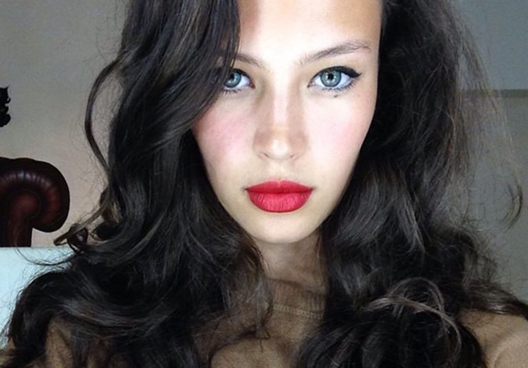 Michelle Carvalho fue extorsionada por Instagram pero decidió tomarlo con humor