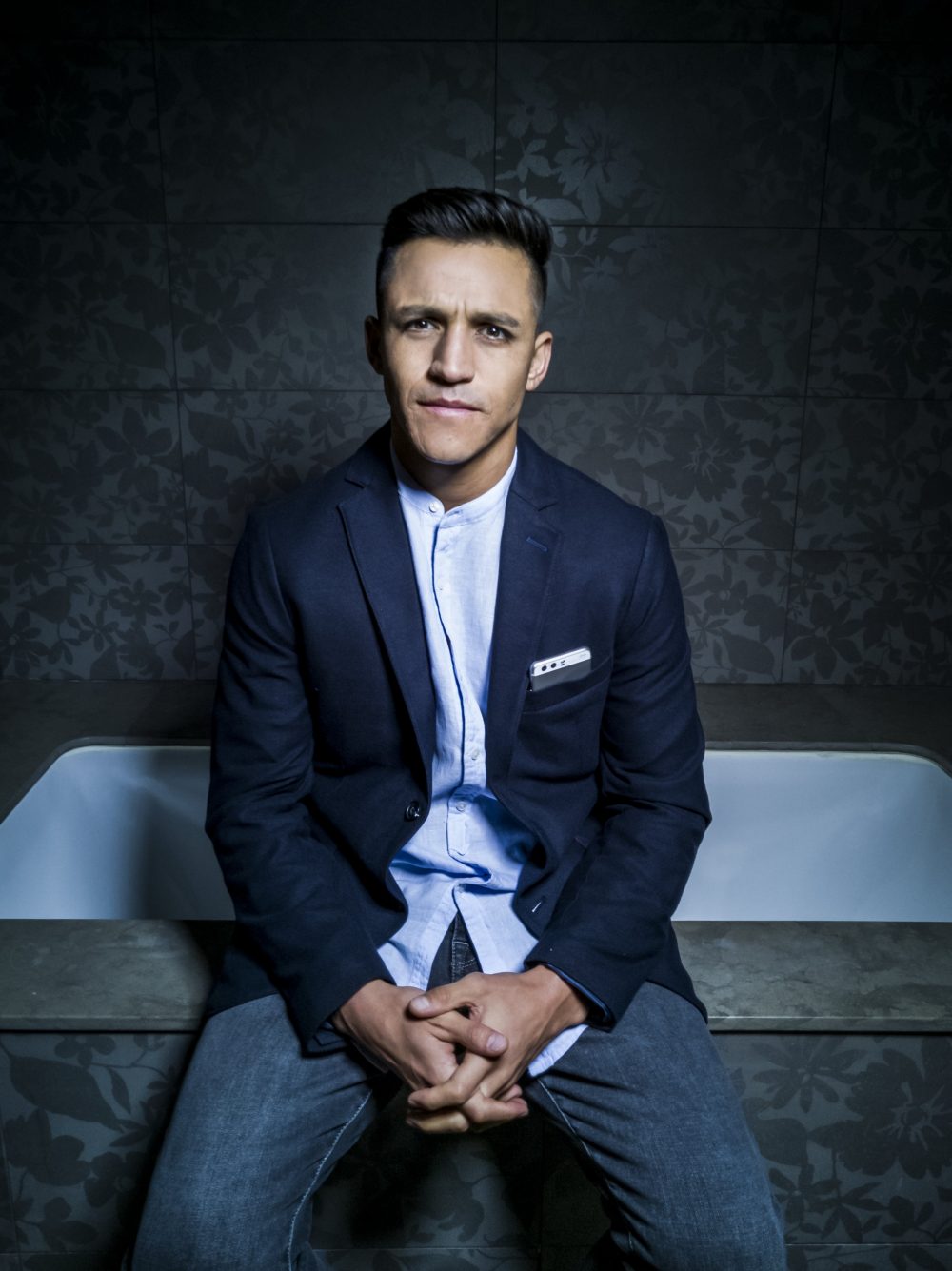 Alexis Sánchez en revista Cosas © Ben Phillips