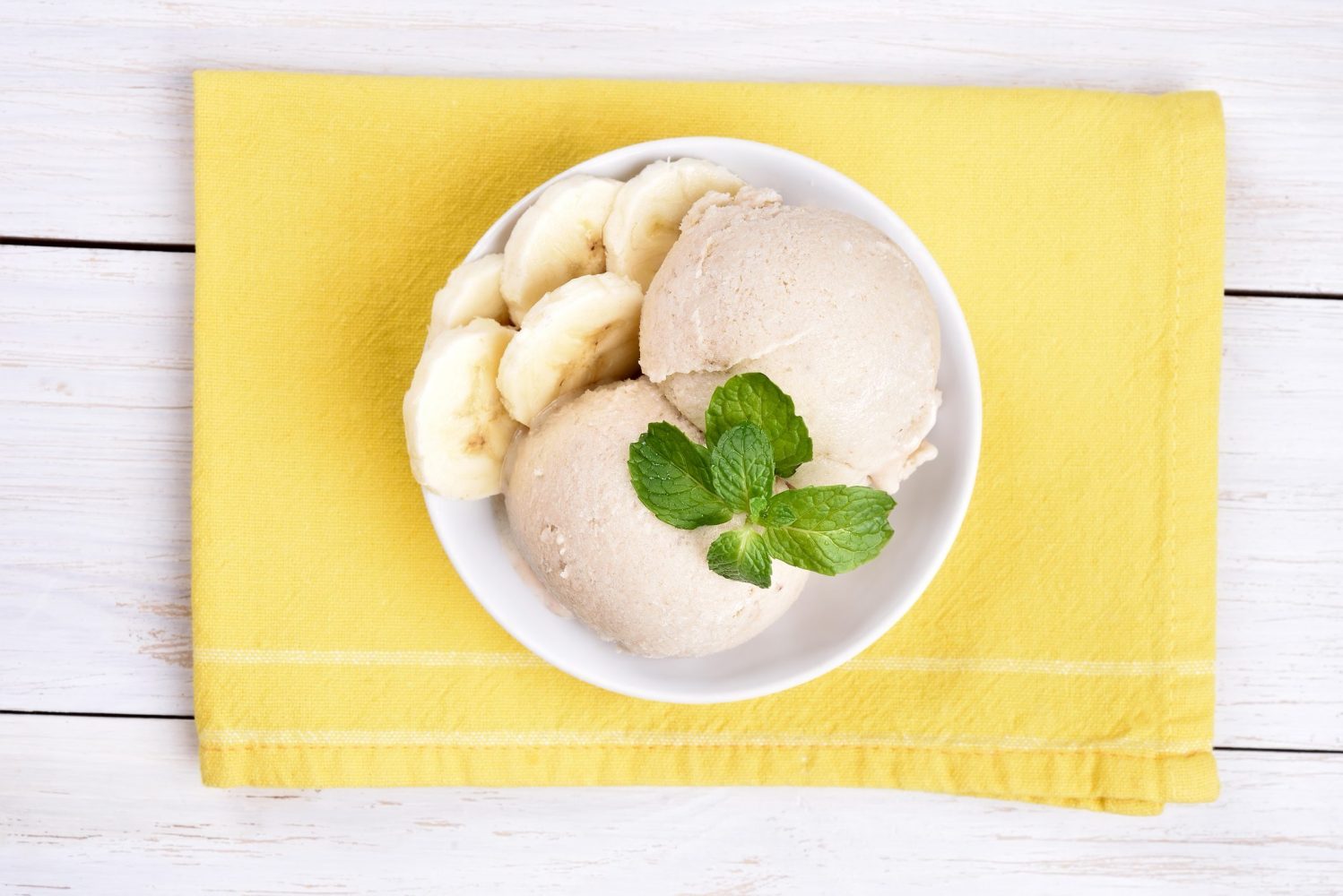 Helado de plátano y chirimoya