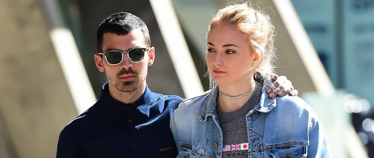 Así es como Joe Jonas y Sophie Turner recorren Santiago