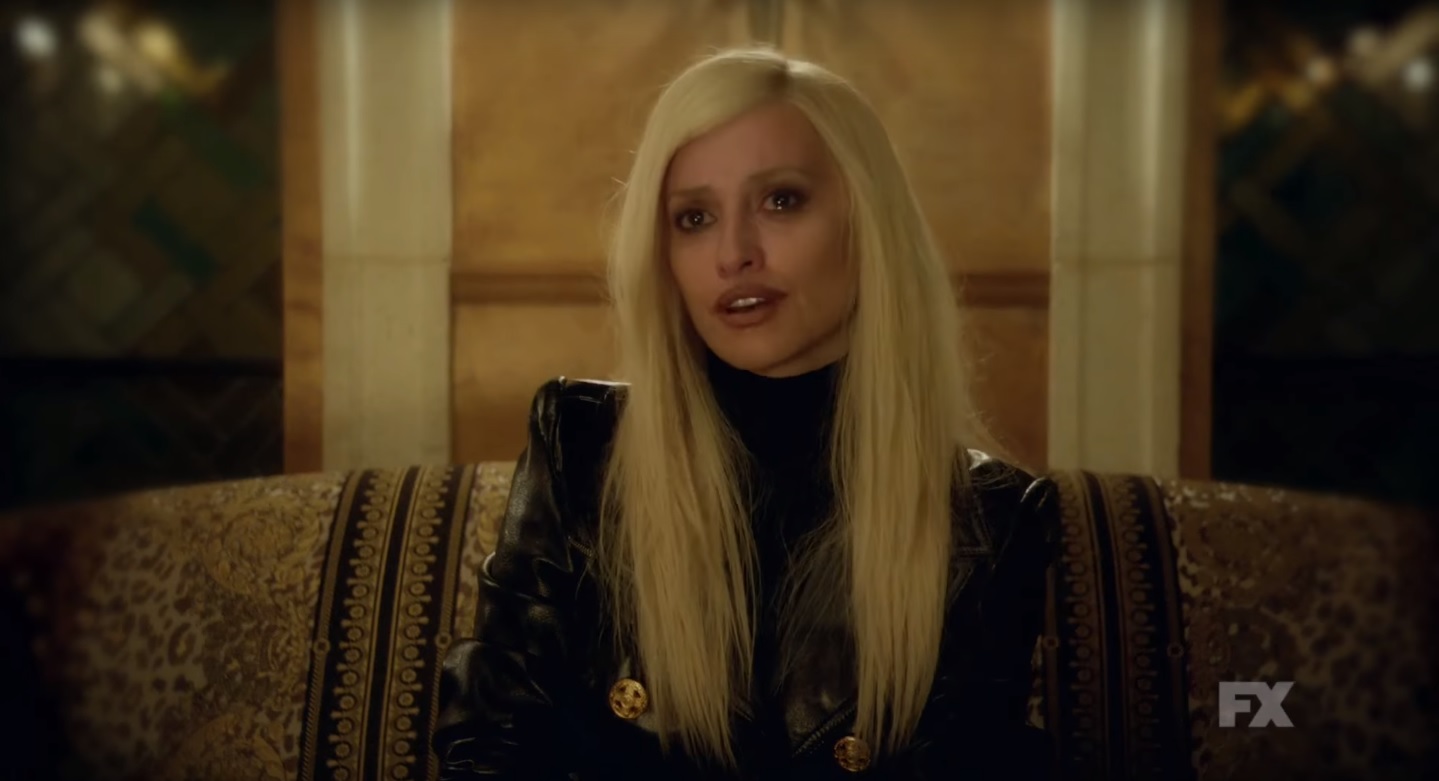 Penelope Cruz Versace