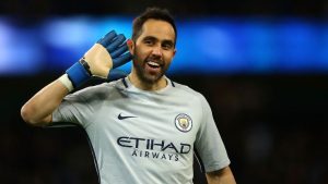 El polémico mensaje de Claudio Bravo durante estas elecciones