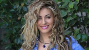 Catalina Palacios sorprende con peinado de tendencia