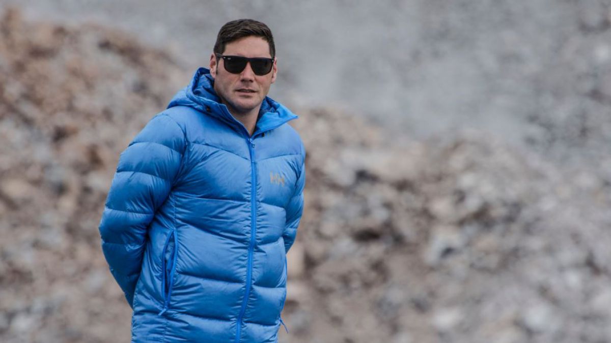 Así de bien lo pasa Pancho Saavedra como vocal de mesa