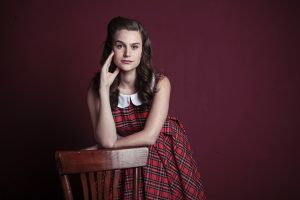 ¡Irreconocible! Actriz Alejandra Araya se luce en una impactante sesión de fotos