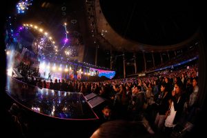 Conoce a los 2 galanes internacionales que competirán como reyes del Festival de Viña