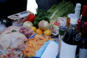 ¡Conoce cuáles son las más económicas! Sernac detecta altísimas diferencias en cenas de fin de año