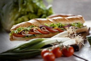 The New York Times destaca las mejores sangucherías de Santiago