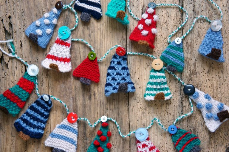 #DecoraciónNavideña ¿Te gusta tejer? Anímate con estas decoraciones de lana