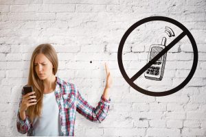 ¿Qué tan dependientes somos los chilenos de nuestros celulares?