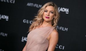 Kate Hudson tiene el pelo más corto que nunca y se compara con Leonardo Di Caprio