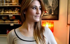 Belén Mora realiza una grave denuncia contra el "Cirujano de famosos"