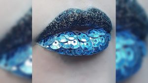 Labios con lentejuelas son la nueva tendencia beauty que arrasa en la web