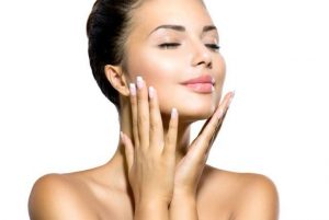 ¿Por qué el aceite de oliva es el mejor limpiador facial?