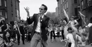 Esta es la canción original de "Vivir la vida" y no es de Marc Anthony