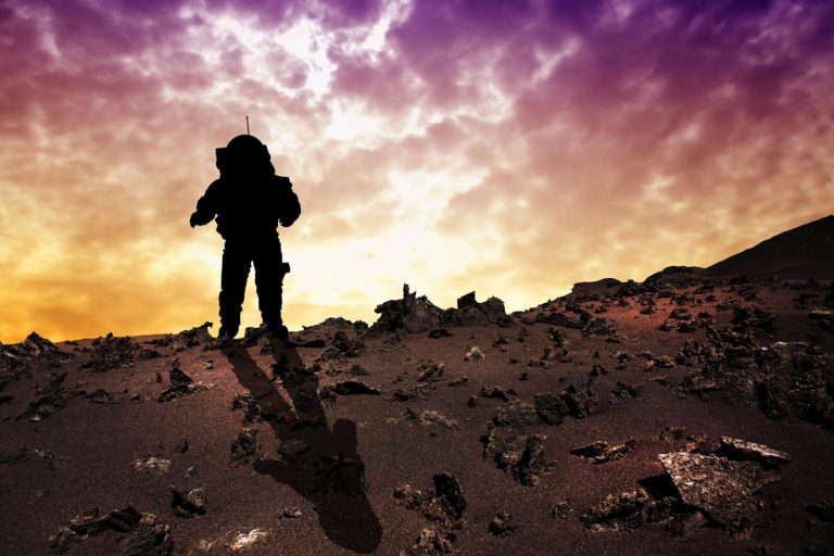 Conoce a la nueva muñeca astronauta de la NASA, ¡y que tiene inspiración chilena!
