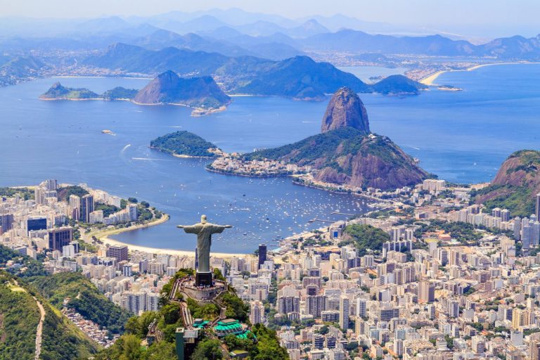 ¿Tienes pensado viajar a Brasil? Estos son los destinos para los que deberás vacunarte contra la fiebre amarilla