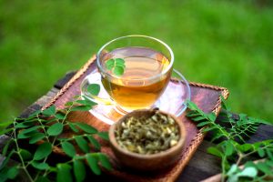 Descubre los increíbles beneficios del té de moringa