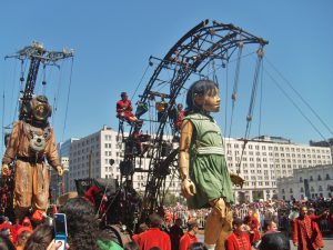 ¿Recuerdas la Pequeña Gigante? Este es el nuevo espectáculo que la compañía francesa trae a Santiago a Mil 2018