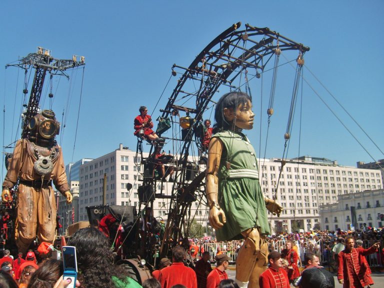 ¿Recuerdas la Pequeña Gigante? Este es el nuevo espectáculo que la compañía francesa trae a Santiago a Mil 2018