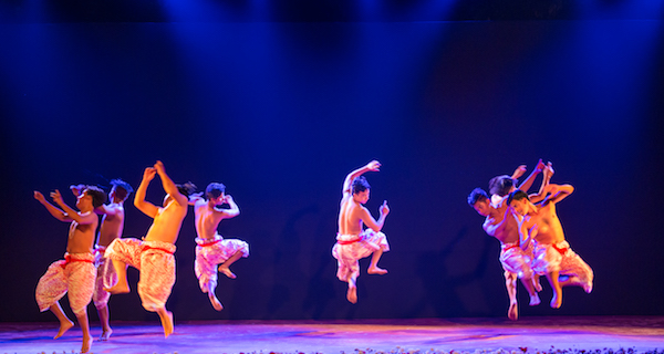 Santiago a mil ritmo divino