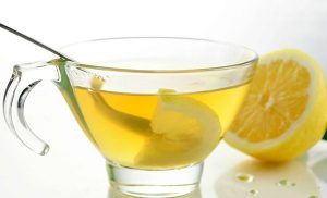 Reduce tallas con esta poderosa infusión de ajo y limón