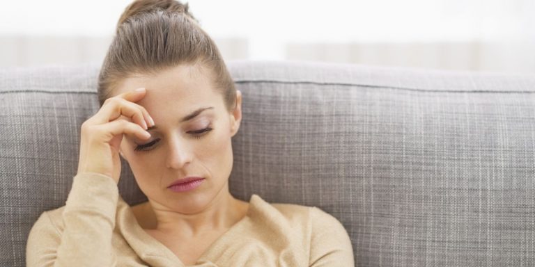 ¿Cómo afecta a tu rostro la falta de horas de sueño?