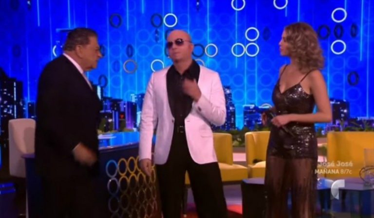 ¡Kramer sorprende con imitación a Pitbull!